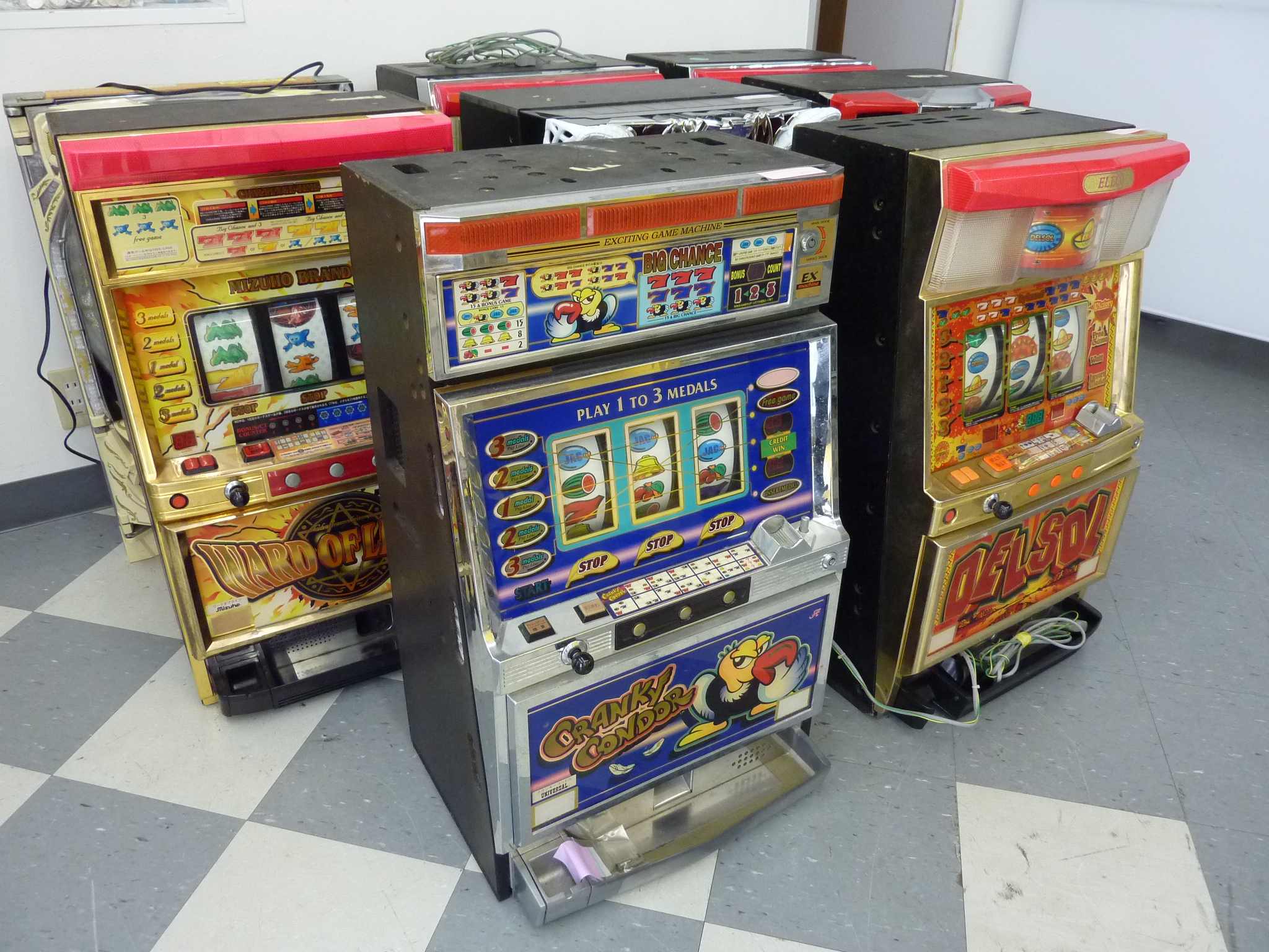 埼玉で処分にお困りの スロット台 パチンコ台 実機 家スロ 是非売って