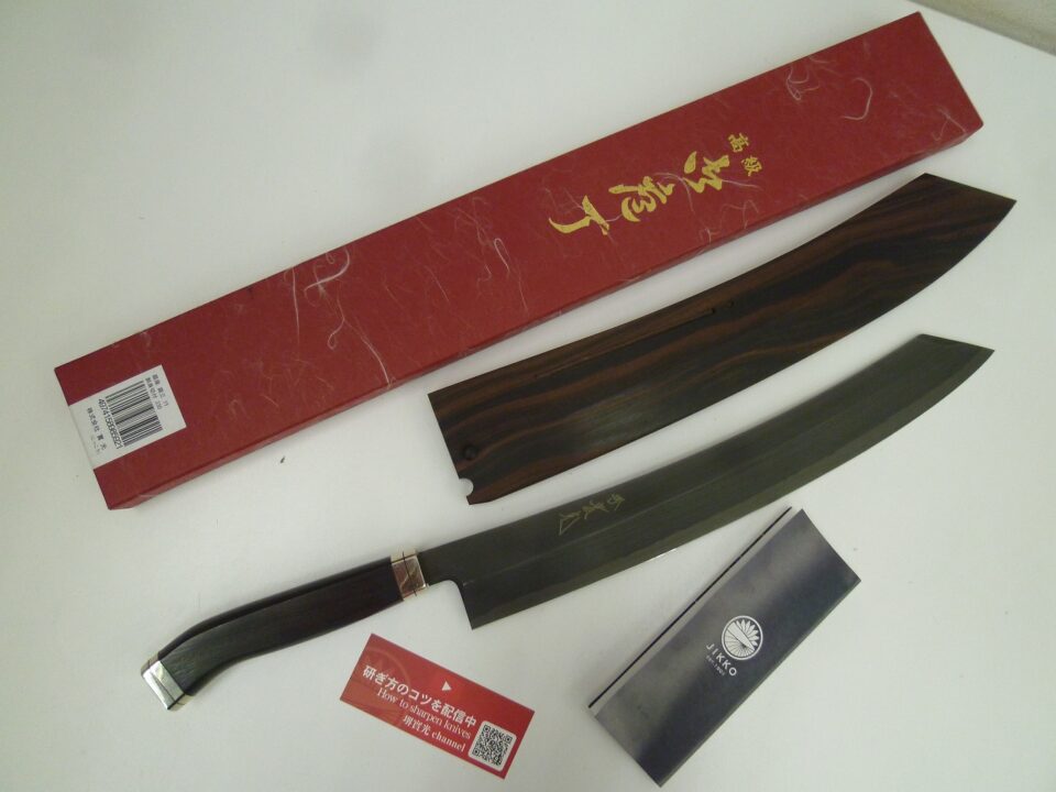 買取専門 金のクマ 沼津店　「包丁の買い取りもお任せ下さい」職人用の包丁は見た目も金額も違います