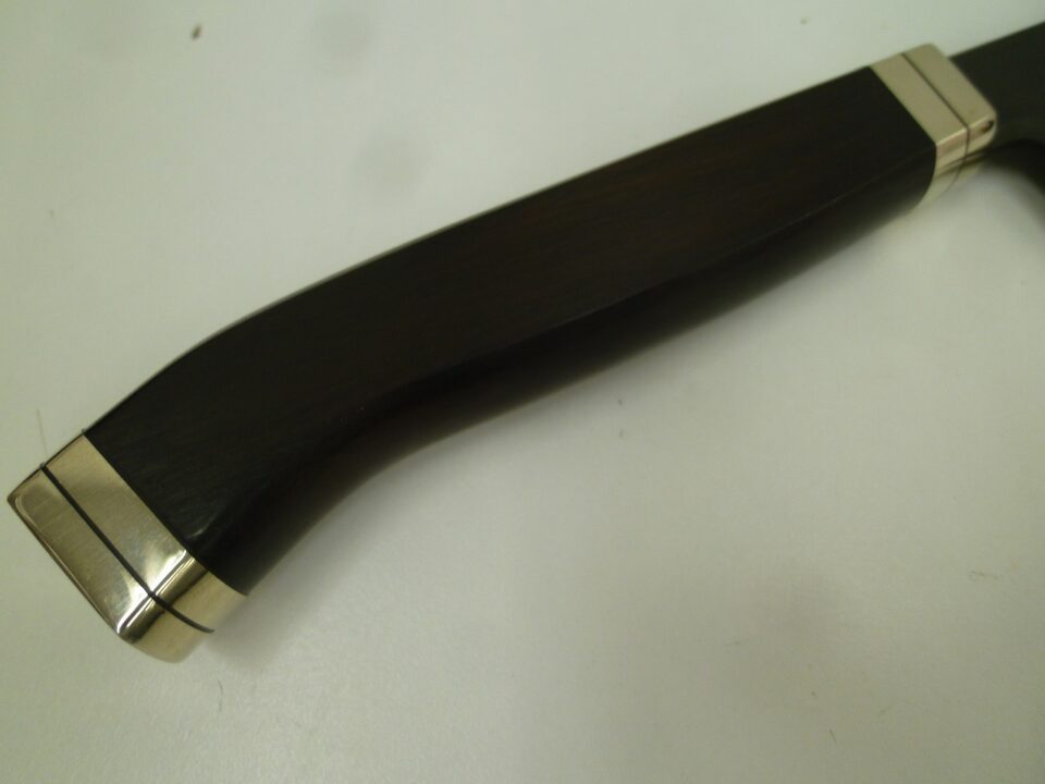 買取専門 金のクマ 沼津店　「包丁の買い取りもお任せ下さい」職人用の包丁は見た目も金額も違います