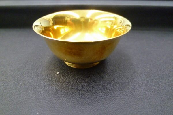 買取専門 金のクマ 沼津店　「金杯をお売り頂きました」　金相場の上昇で金杯の金額も上昇です♪