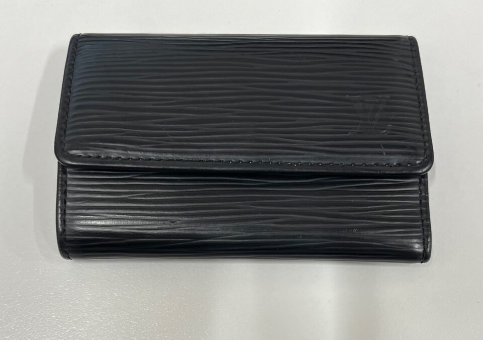 鹿児島市でブランドの買取は、金のクマ谷山店へ