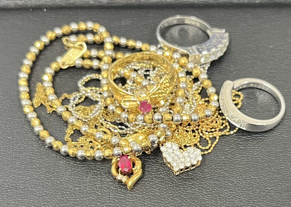 鹿児島市で金の買取は金のクマ谷山店へ