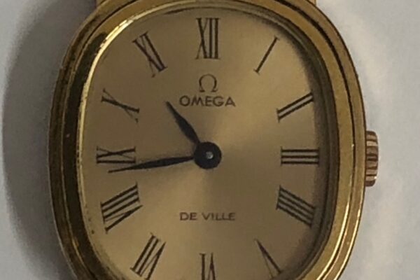 【鹿児島市】ブランド時計の買取です!!「鹿児島市でオメガの買取」は、金のクマ谷山店へ