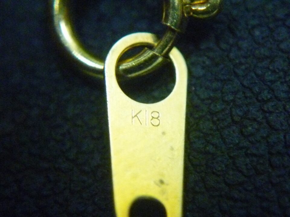 買取専門 金のクマ 沼津店「海外の金だから安いです・・・？」そんな話しをたまに聞きますが本当は？