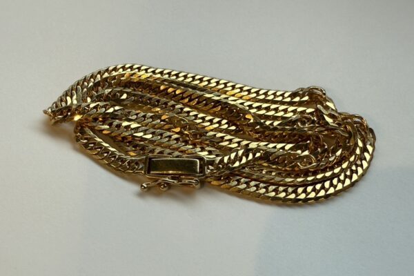 姶良市で金の買取なら、買取専門金のクマ姶良店へ