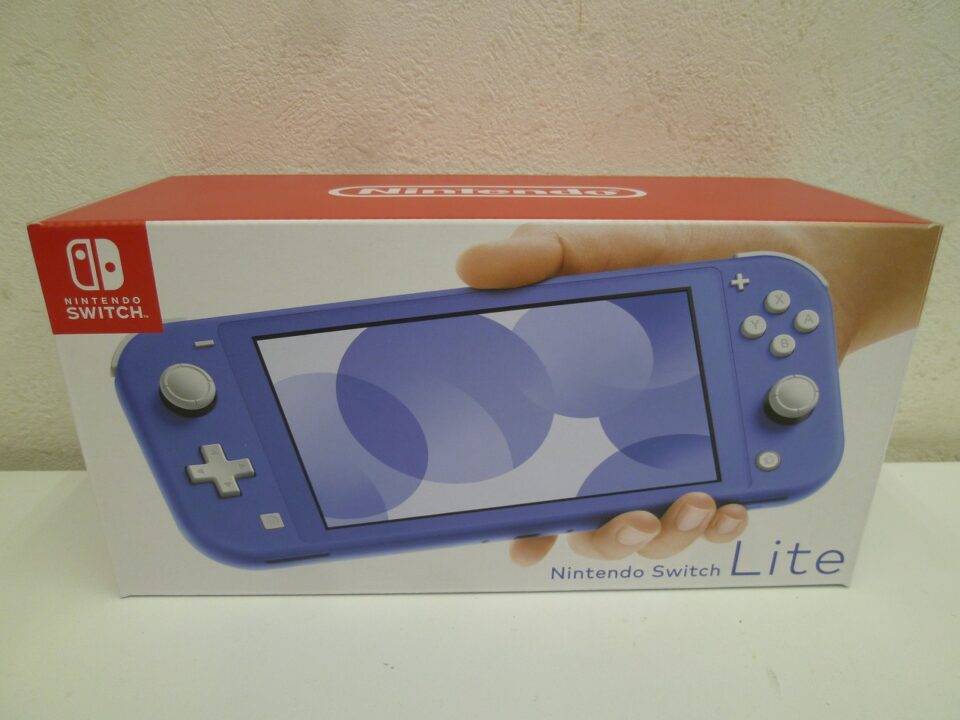 買取専門 金のクマ 沼津店「任天堂のSwitch Liteをお売り頂きました」 何と未使用でした