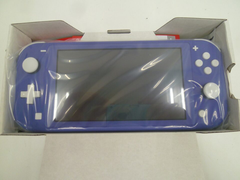 買取専門 金のクマ 沼津店「任天堂のSwitch Liteをお売り頂きました」 何と未使用でした