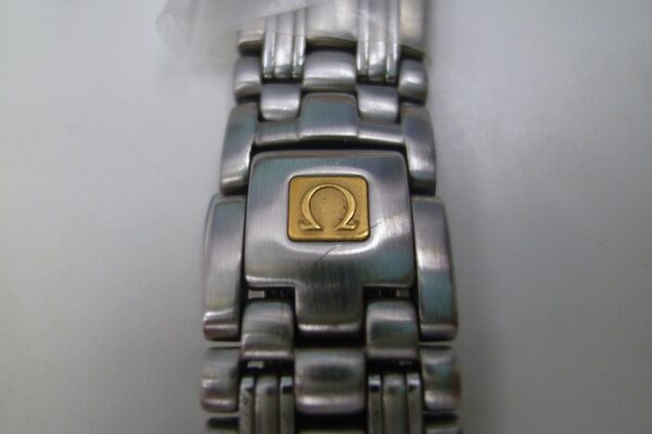 買取専門 金のクマ 沼津店「オメガのベルトをお買い取り」ブランド時計はパーツに金額が付く物アリ♪