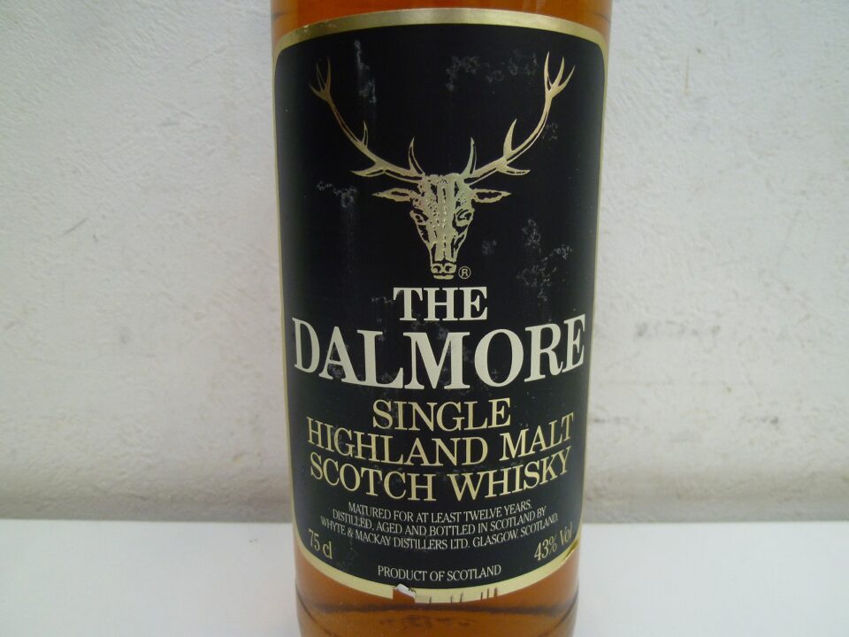 買取専門 金のクマ 沼津店「ウイスキーなどのお酒の買い取りも大歓迎」意外と高いものがあるかも！？