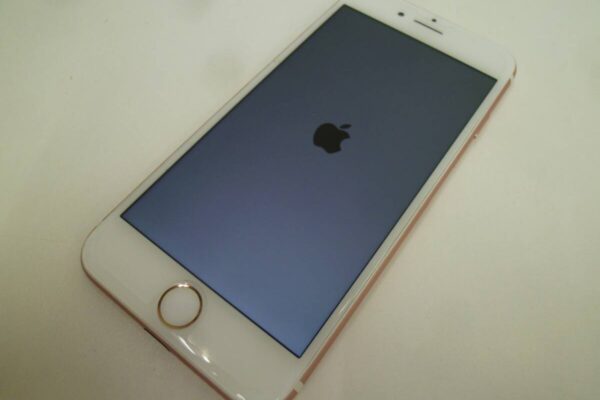 買取専門 金のクマ 沼津店「懐かしいアイフォンをお買い取り」スマホの買い取りもお任せ下さい