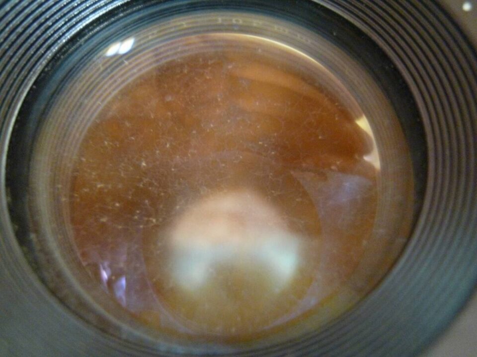 買取専門 金のクマ 沼津店「どんなカメラの買い取りも大歓迎」今回の目玉はマミヤの二眼カメラです♪