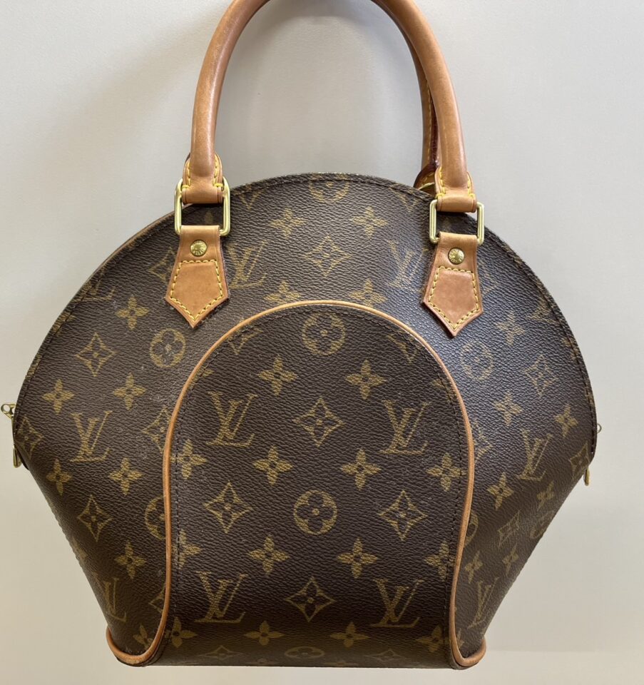 姶良市でブランド、ヴィトン、バッグ買取なら、買取専門金のクマ姶良店へ