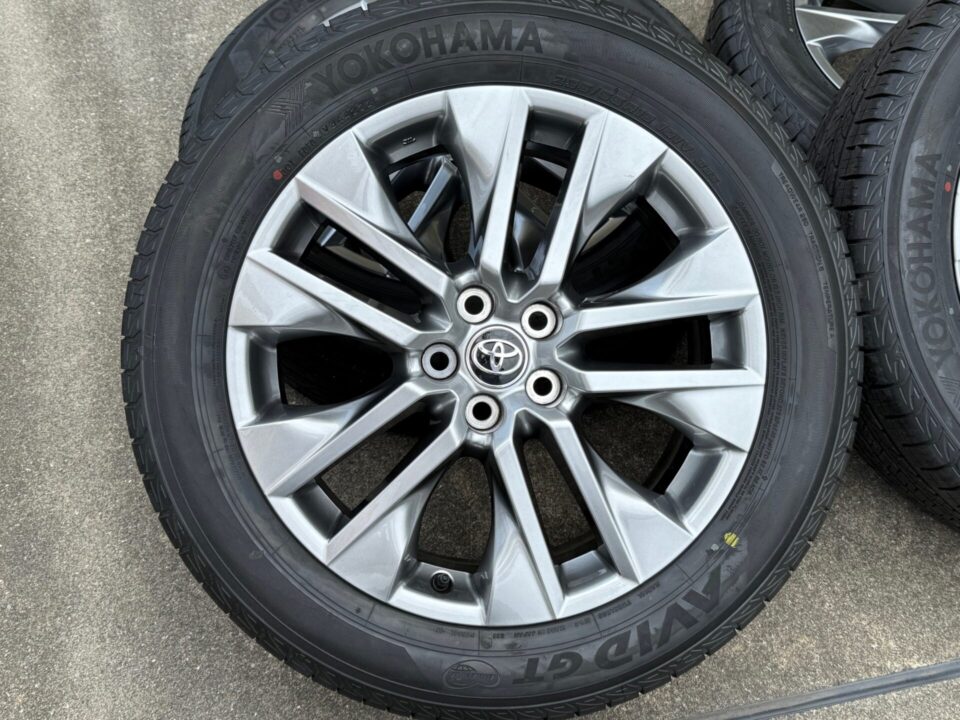 鹿児島市でタイヤ・ホイールの買取なら、買取専門金のクマ谷山店へ