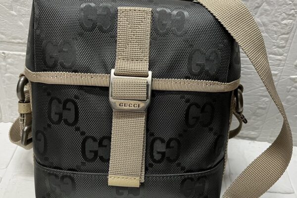 姶良市でブランド、グッチ、バッグ買取なら、買取専門金のクマ姶良店へ