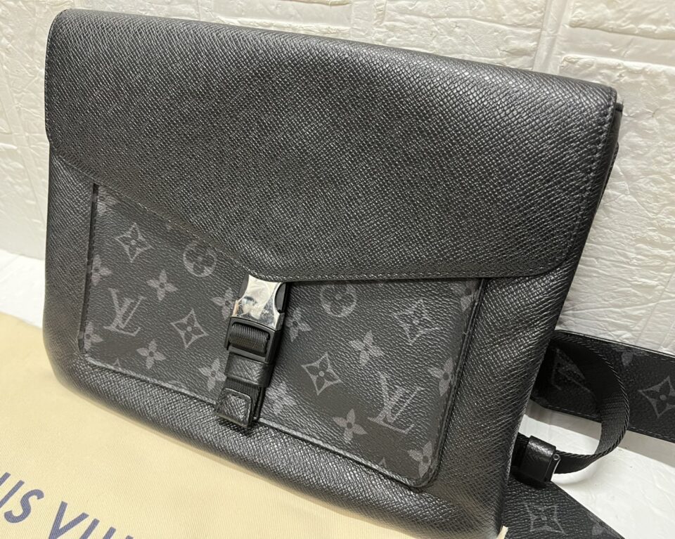 姶良市でブランド、ヴィトン、バッグ買取なら、買取専門金のクマ姶良店へ