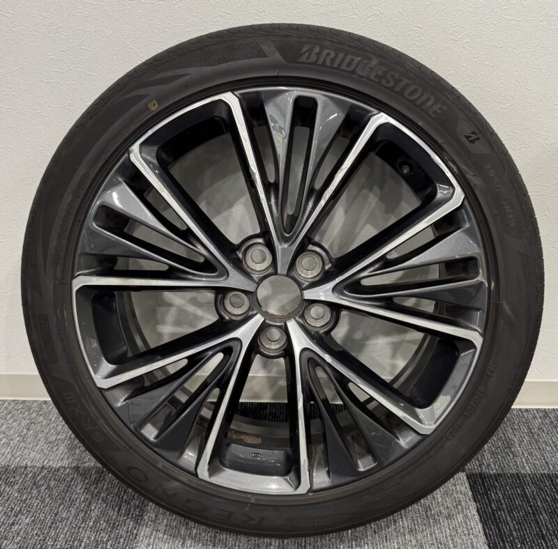 姶良市でタイヤ、ホイール買取なら、買取専門金のクマ姶良店へ