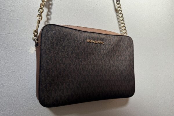 姶良市でブランド、マイケルコース買取なら、買取専門金のクマ姶良店へ