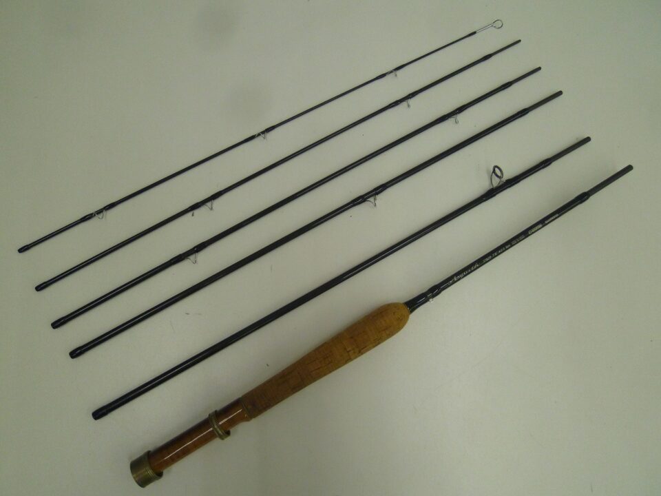 「釣り具の買い取りもお任せ下さい　沼津市の金のクマ」　前回はリールで今回は竿をお売り頂きました