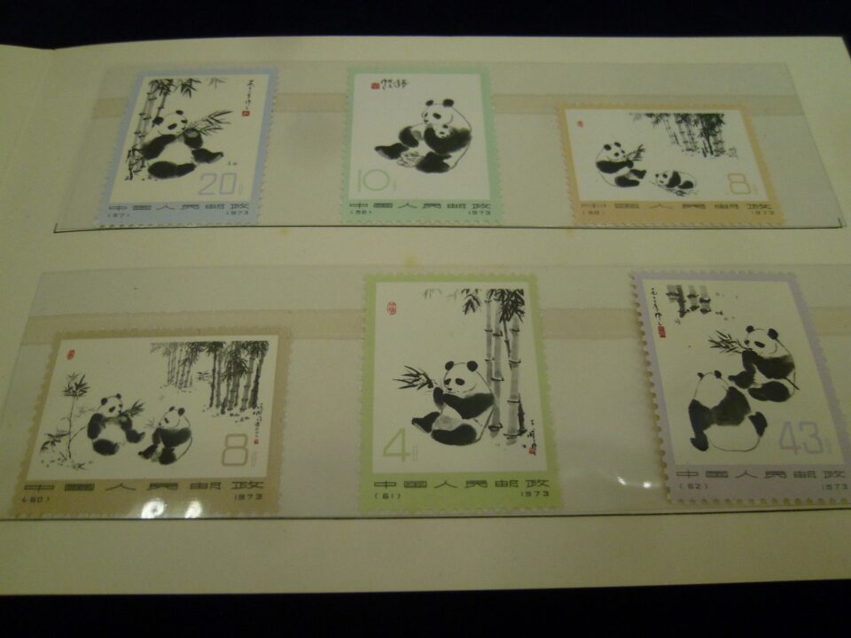 「中国切手の買い取りも大歓迎♪　沼津市の金のクマ」　中国切手の中にはスゴい金額になるものあります