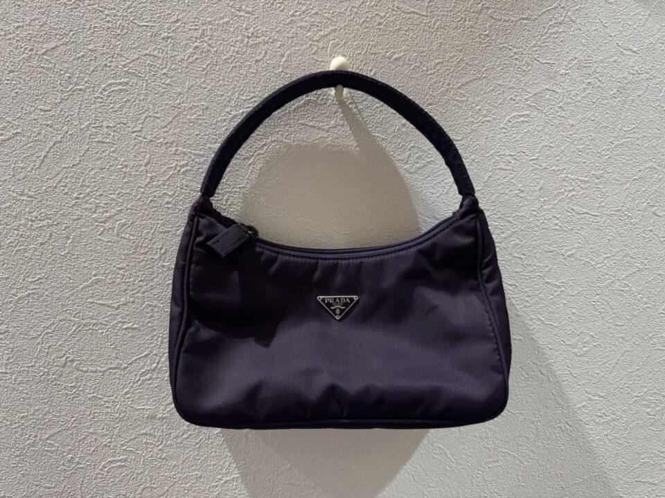 姶良市でブランド、プラダの買取は、金のクマ姶良店