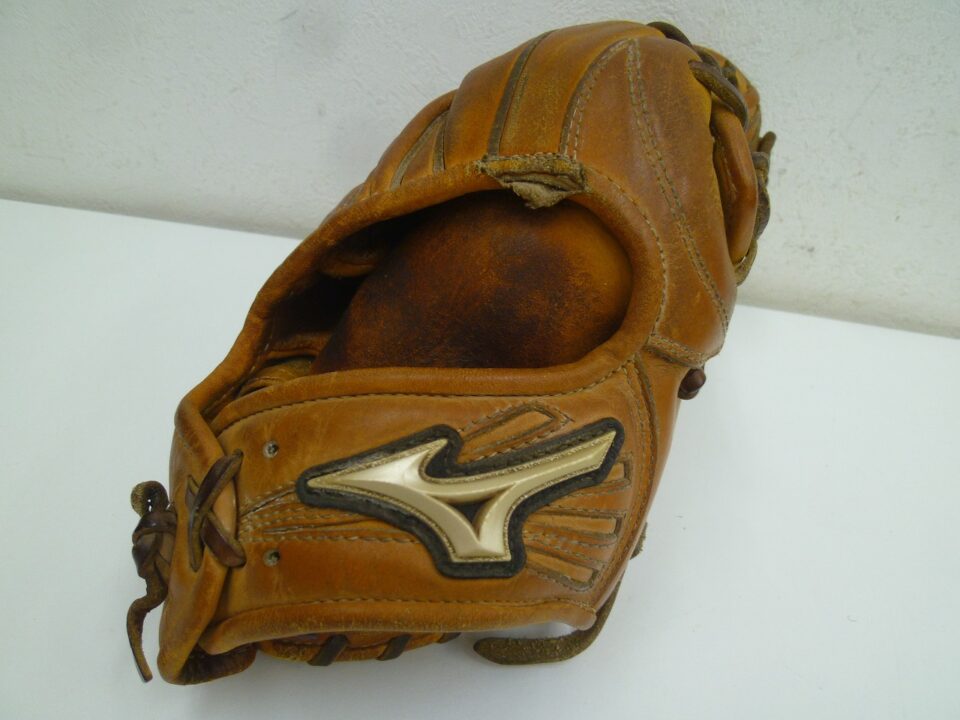 「ミズノのグローブをお買い取り　沼津市の金のクマ」バットやグローブなど野球用具も大歓迎です