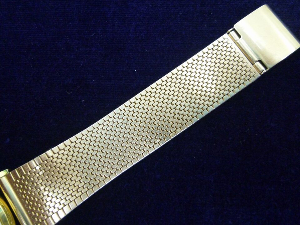 「社外ベルトのオメガをお買い取り　沼津市の金のクマ」　腕時計はどんな状態でも買い取りに問題なし！