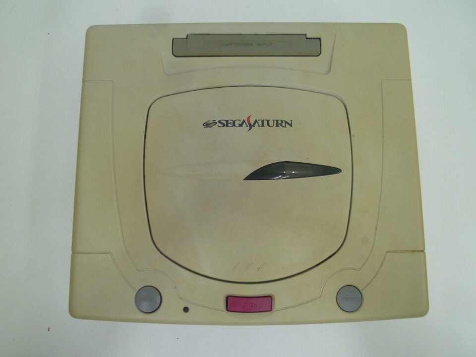 「往年のゲーム機　セガサターンをお買い取り　沼津市の金のクマ」　古いゲーム機もお持ち下さい