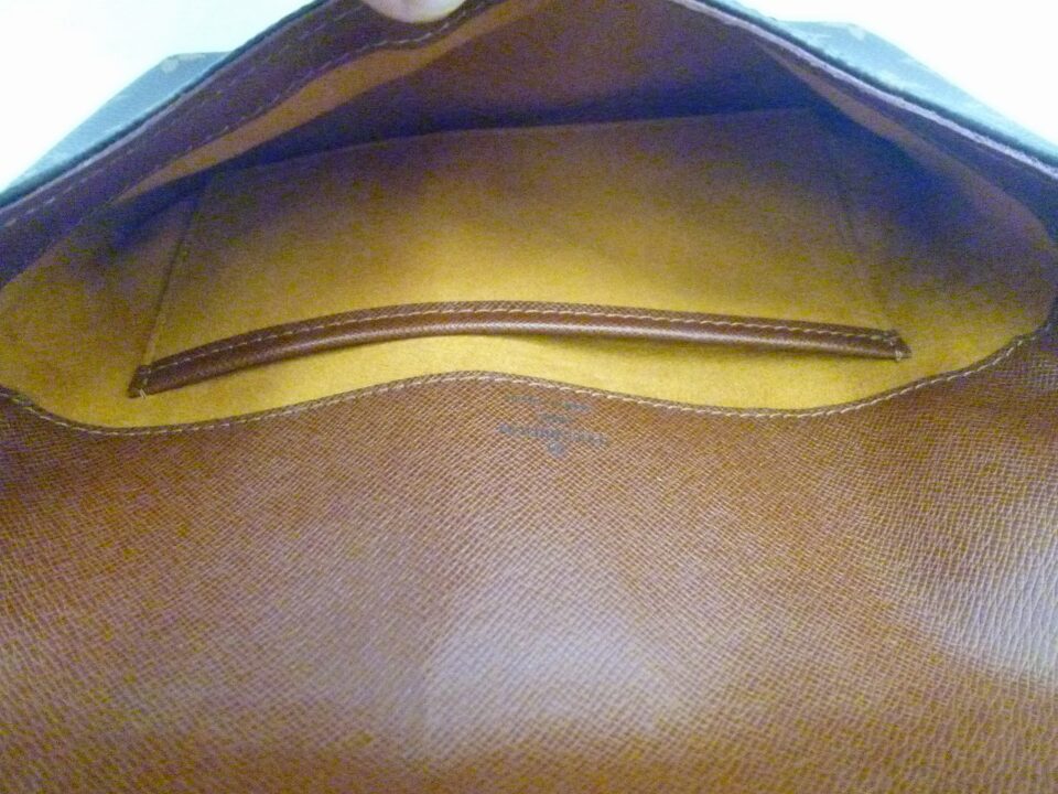 「ルイヴィトンのバッグをお買い取り　沼津市の金のクマ」自分の物を少しずつ減らしていかれるとの事