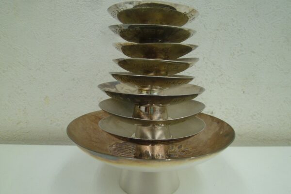 「銀杯をまとめてお売り頂きました　沼津市の金のクマ」　銀相場も上がっているのでまとまった金額に♪