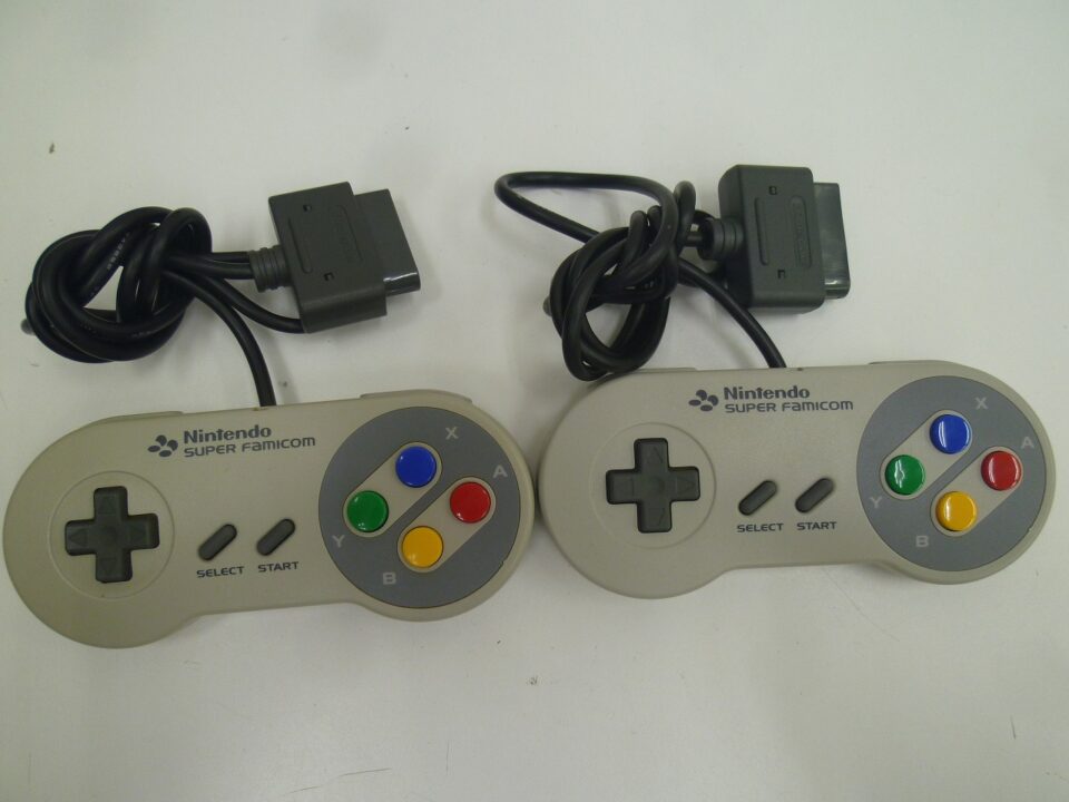 「スーパーファミコン本体を買い取りました　沼津の金のクマ」ゲーム機やソフトの買い取り大歓迎です