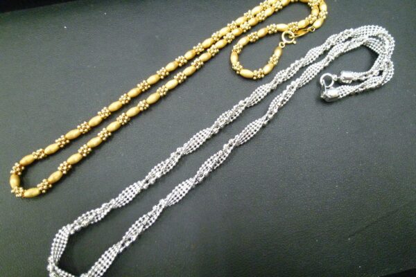 「ネックレス2本をお買い取り　沼津の金のクマ」金・銀・プラチナ3種揃って過去最高を更新(^^♪