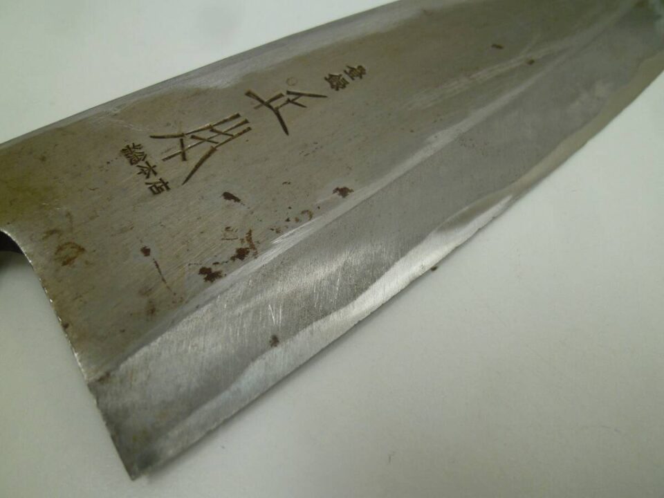 「包丁の買い取りも大歓迎です♪　沼津の金のクマ」　プロ・職人の方が使う道具は品質が違います