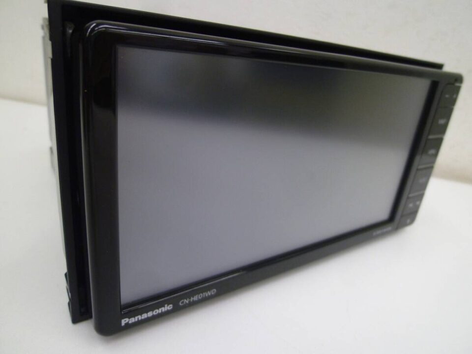 「カーナビの買い取りも大歓迎です　沼津の金のクマ」カー用品でカーナビの買い取りは意外と多いんです