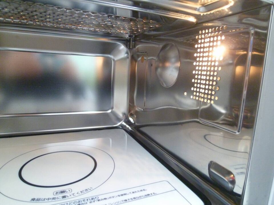 「アイリスオーヤマのオーブンレンジをお買い取り　沼津の金のクマ」家電もお気軽にお持ち下さい♪