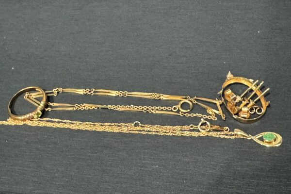 姶良市で金 ネックレス、ピアスの買取なら、買取専門金のクマ姶良店へ