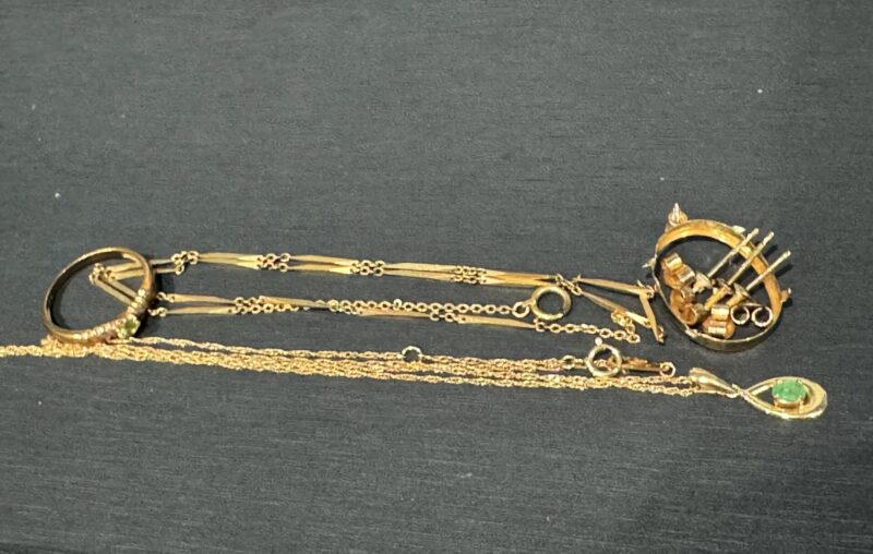 姶良市で金 ネックレス、ピアスの買取なら、買取専門金のクマ姶良店へ