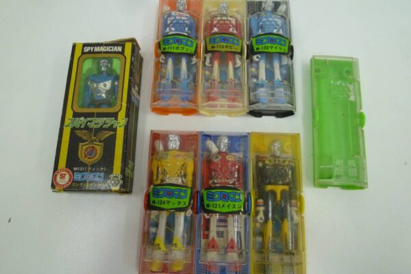 「昔の子供のおもちゃの買い取りも大歓迎です　沼津の金のクマ」今回はミクロマンをお買い取り(^^♪