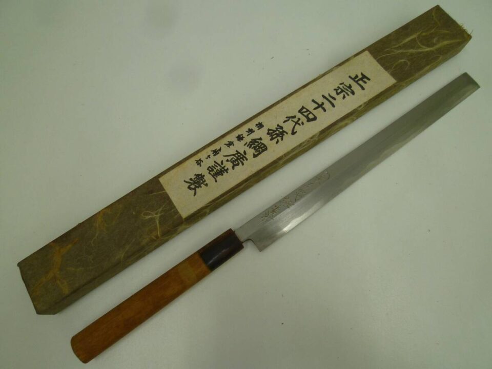 「片付けで出た包丁をお買い取り♪　沼津の金のクマ」金のクマ沼津店ではおなじみの包丁です(^^♪