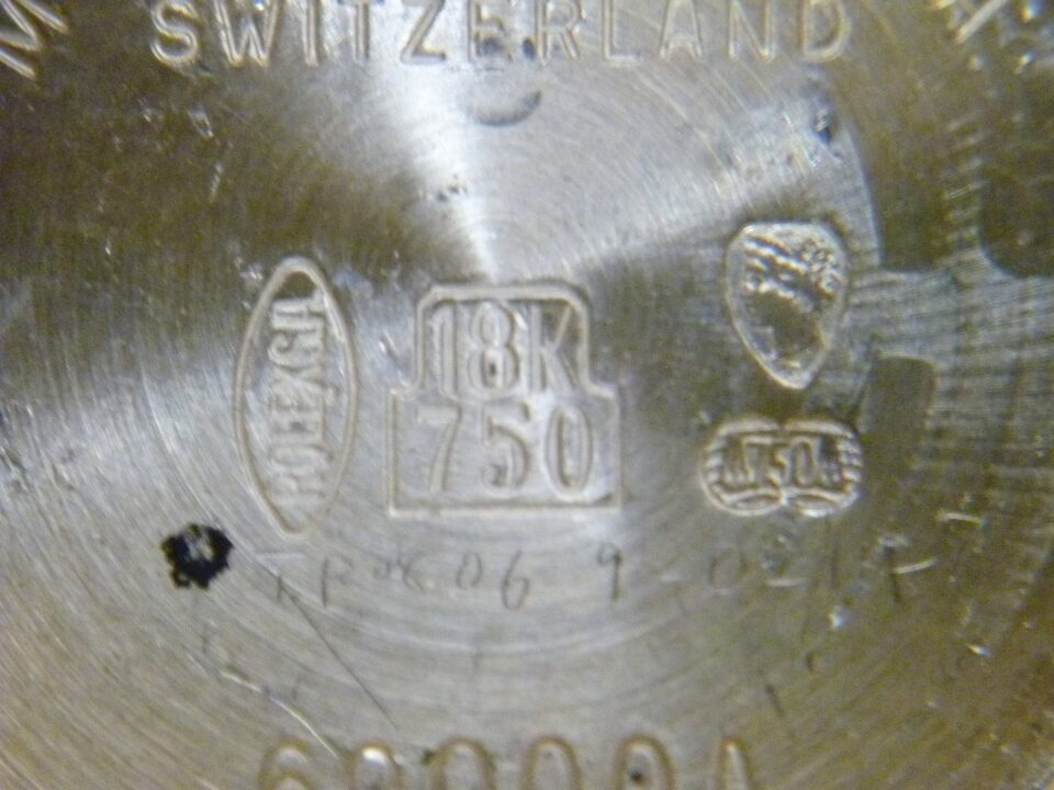 「金無垢ロレックスのケースをお買い取り　沼津の金のクマ」11月にそのベルトもお売り下さいました