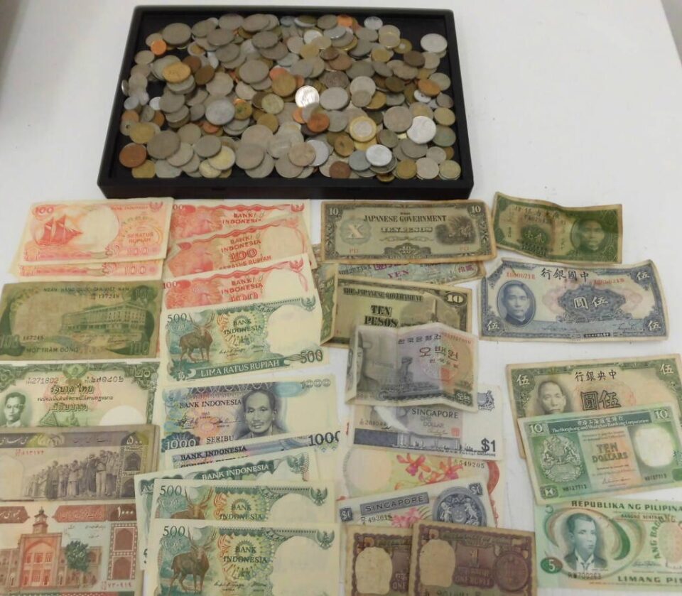 記念硬貨・古銭・海外のお金も買い取り大歓迎 沼津の金のクマ」海外のお金も実は意外と多いです | ブログ | 買取専門 金のクマ