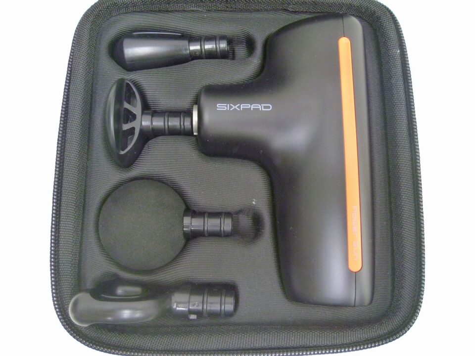 「シックスパッドのパワーガンをお買い取り 沼津の金のクマ」シックスパッドは腹筋だけではありません