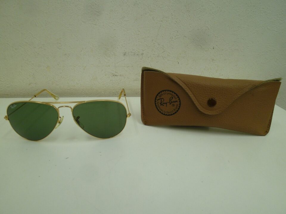 「レイバンのサングラスをお買い取り　沼津の金のクマ」　レイバンと言えばサングラス界の帝王(^^♪