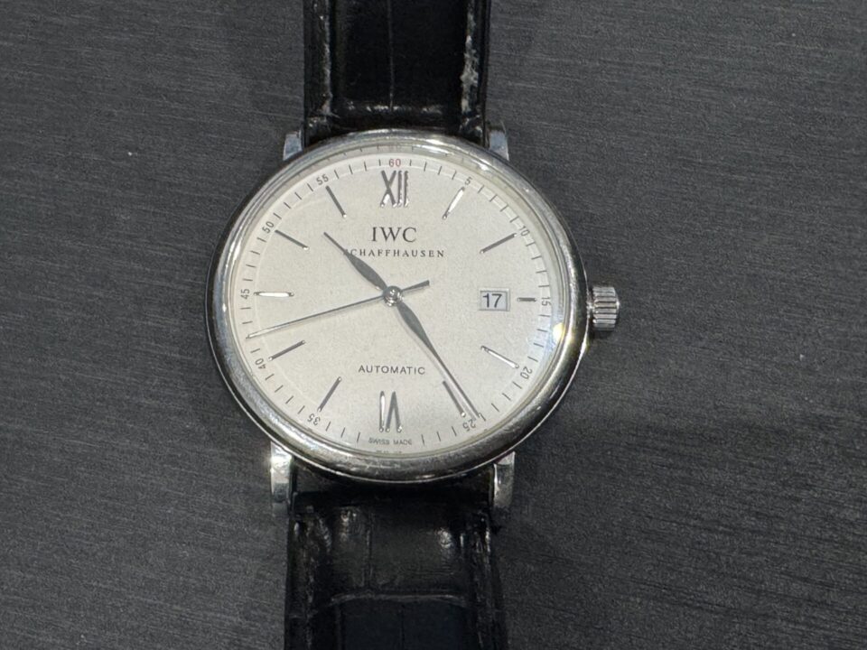 姶良市でIWC、ブランド時計の買取は、金のクマ姶良店へ