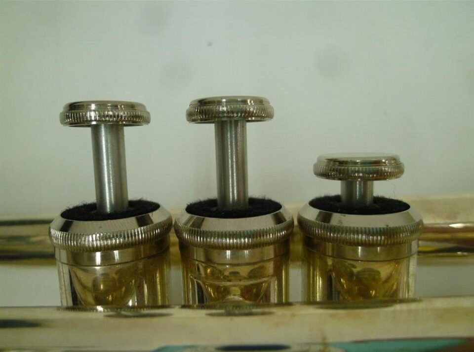 「使わなくなったトランペットをお買い取り　沼津の金のクマ」使わなくなった楽器もお気軽にどうぞ♪