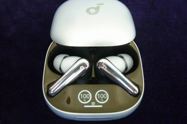 「Ankerのワイヤレスイヤホンをお買い取り　沼津の金のクマ」エアポッズ以外のイヤホンも大歓迎♪