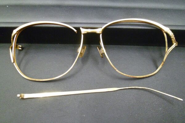 「ちょっと見て欲しい・・・そんな持ち込みも大歓迎です　沼津の金のクマ」今回は当たりが1点あり♪