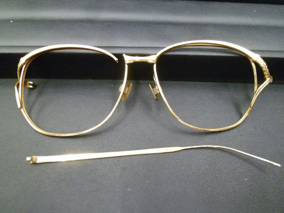 「ちょっと見て欲しい・・・そんな持ち込みも大歓迎です　沼津の金のクマ」今回は当たりが1点あり♪