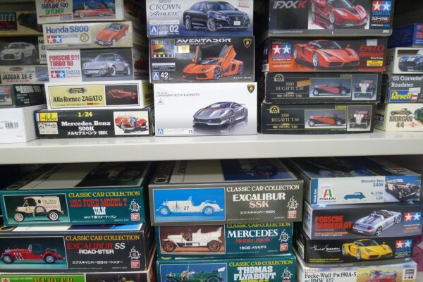 「大量のプラモデルをお買い取り♪　沼津の金のクマ」年代を感じる物から新しい物までいっぱいあります