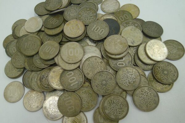 「古銭の査定もお気軽にどうぞ♪　沼津の金のクマ」　レア度じゃなく素材で昔より上がってるのあります