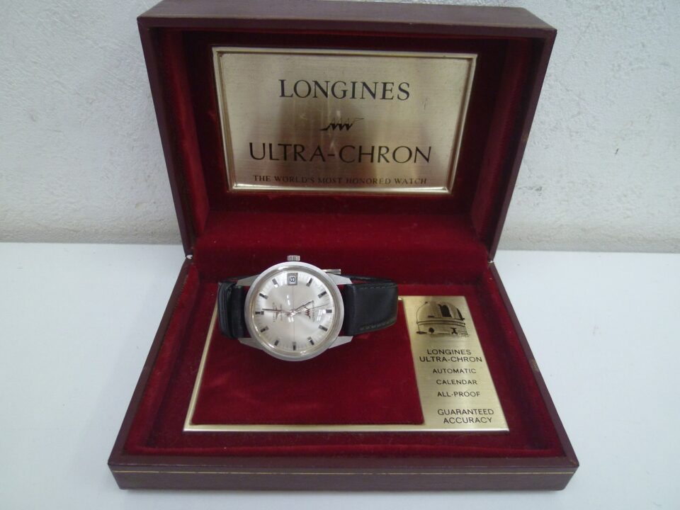 「動作不良でも腕時計にゼロ円はありません　沼津の金のクマ」今回はリューズ動作不良のロンジンです